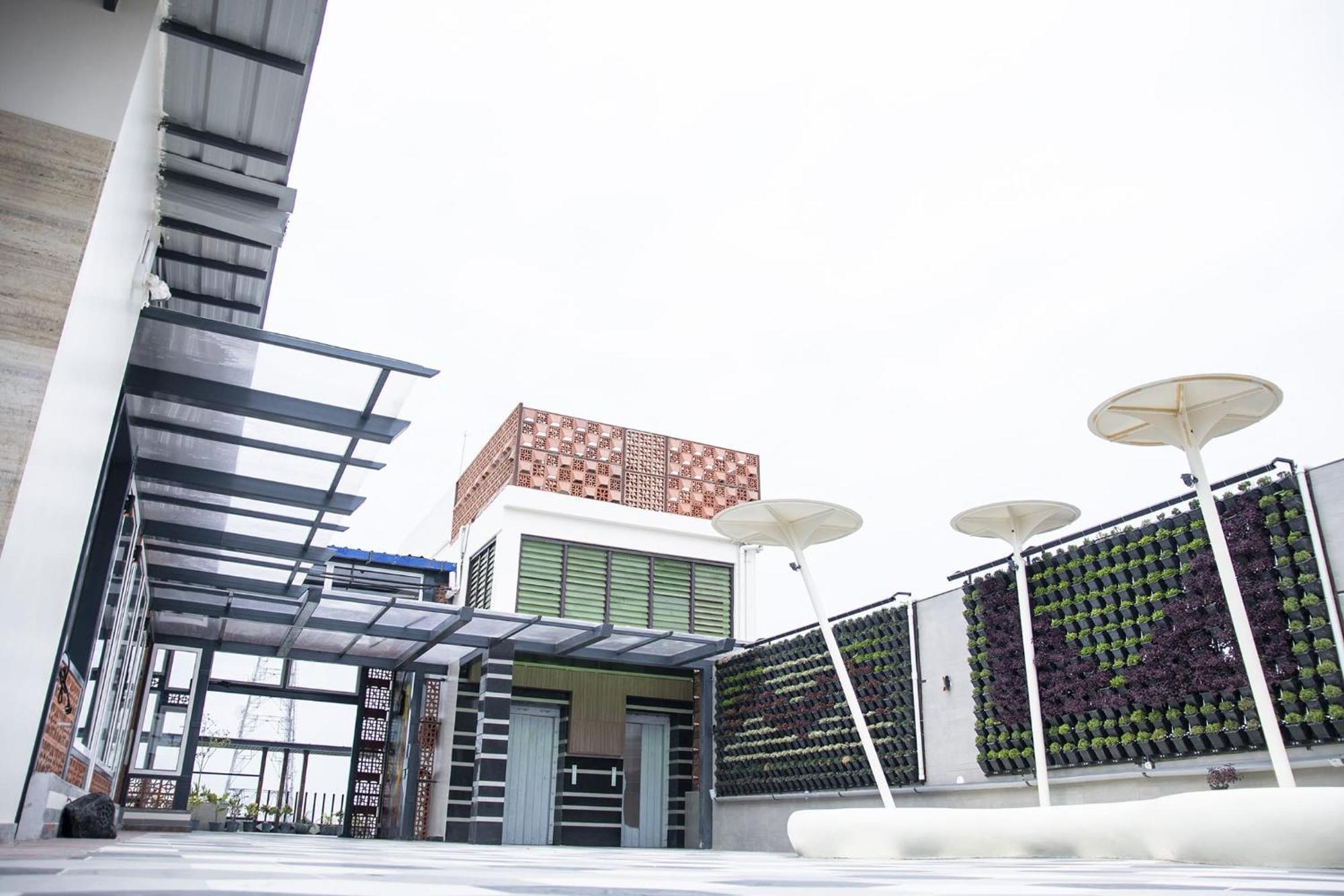 Hotel Lake View Baharampur 외부 사진