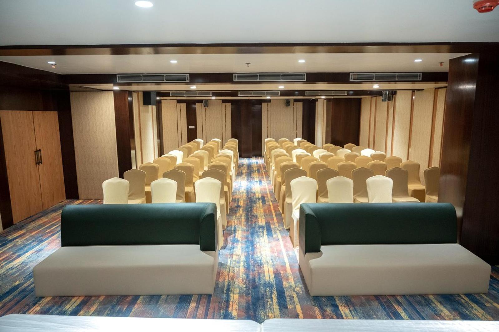 Hotel Lake View Baharampur 외부 사진
